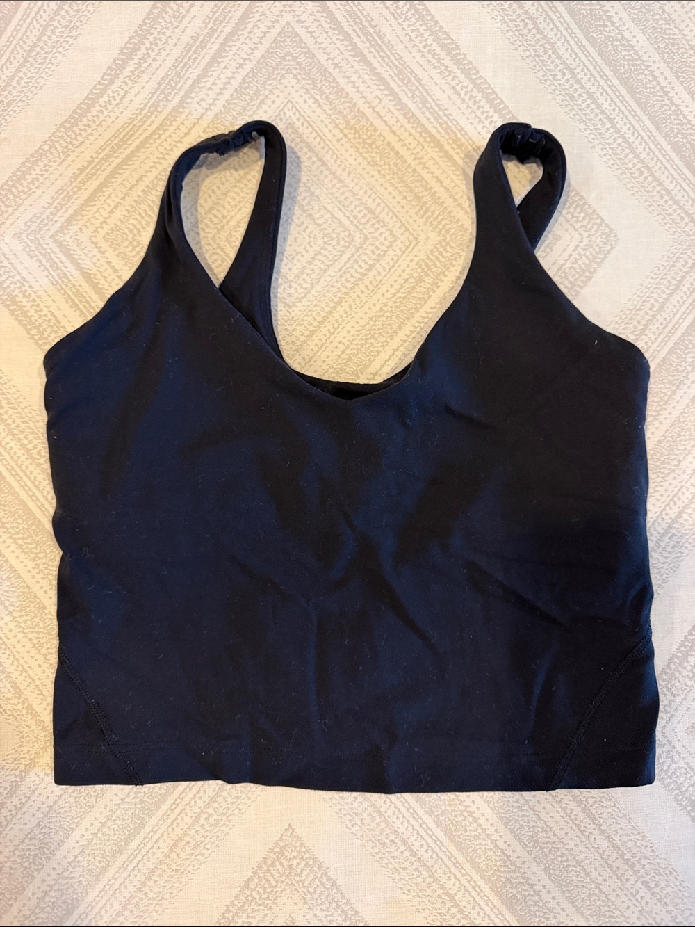 Lululemon Black Cropped Tank Top Women’s Size 2 Built-In Bra Athletic Workout